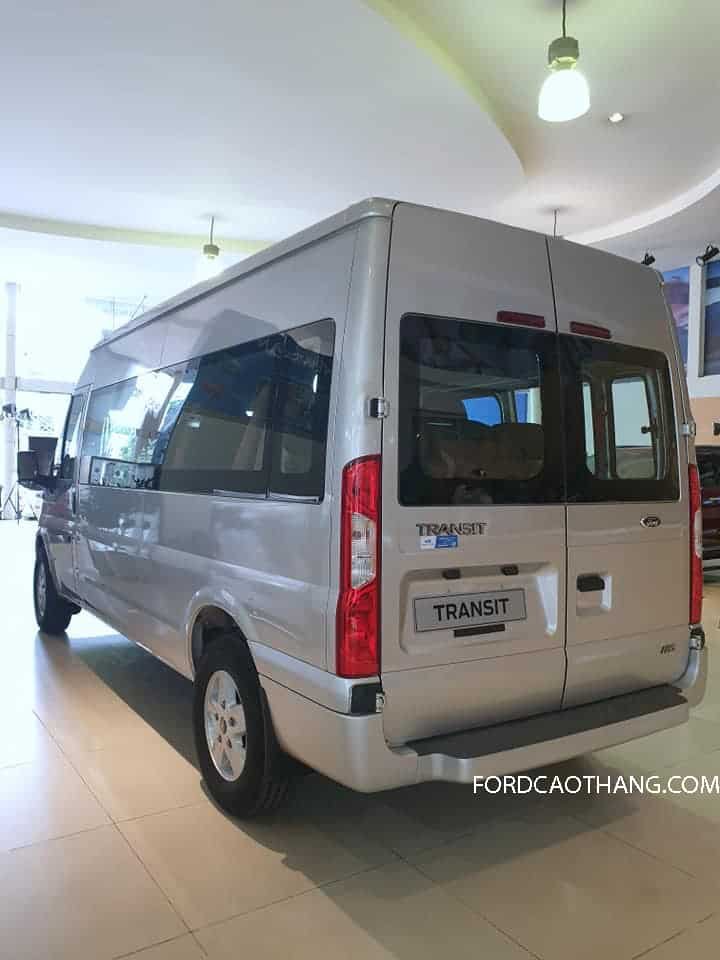 Đánh giá xe ford transit 2020 về ngoại thất, có tất cả bao nhiêu màu