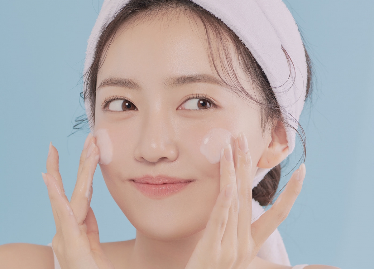 Rửa mặt đúng cách để có làn da sạch hơn, khỏe mạnh hơn